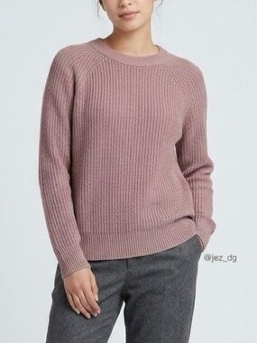 F060 ROOTS Knitted Sweater